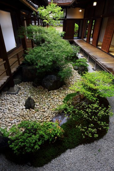 35 Fascinating Japanese Garden Design Ideas - Page 23 - Gardenholic