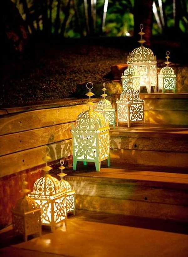 Check out these fantastic lighting ideas for backyards, front yards and gardens.