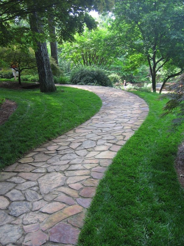 40 Simply Amazing Walkway Ideas For Your Yard - Page 12 - Gardenholic