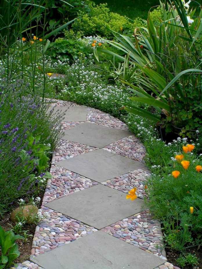 40 Simply Amazing Walkway Ideas For Your Yard - Page 21 of 40 - Gardenholic