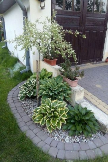 30 Gorgeous Low-maintenance Front Yard Ideas - Page 10 - Gardenholic