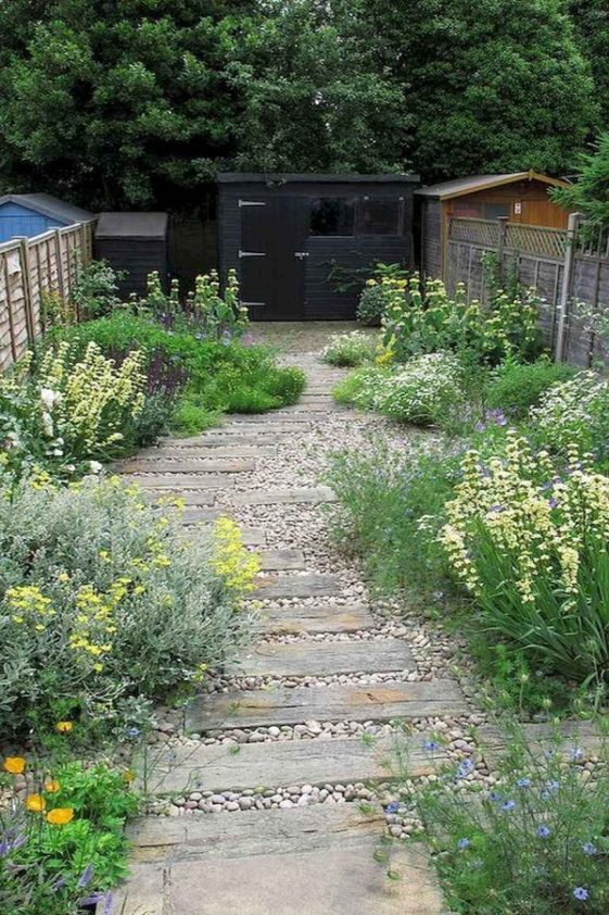 30 Affordable Cheap Walkway Ideas Page 17 Gardenholic   Cheap Walkway Ideas17 561x842 