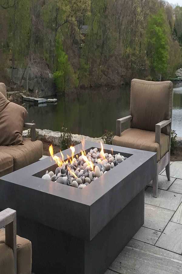 square Fire Pit Ideas22