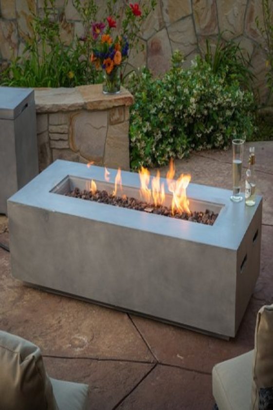 29 Fire Pit Ideas that Are Essential For Outdoors - Page 26 - Gardenholic